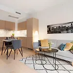 Central Apartment W Private Balcony In Oslo