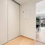Central Apartment W Private Balcony In Oslo